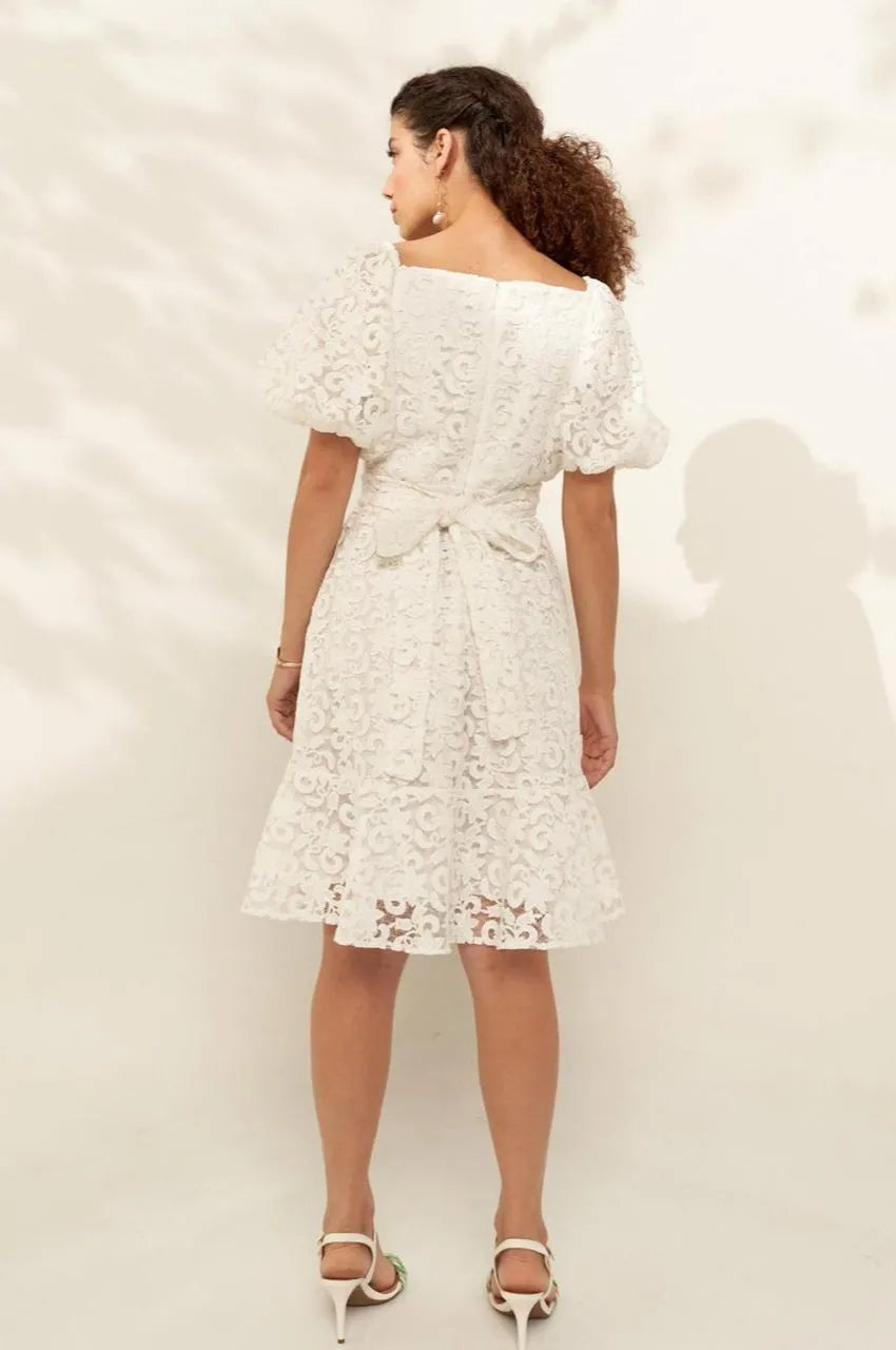 Vestido Off Mangas Bufantes
